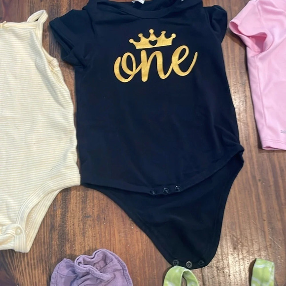 12-18 M Bundle Assorted Items - Picture 4 of 8